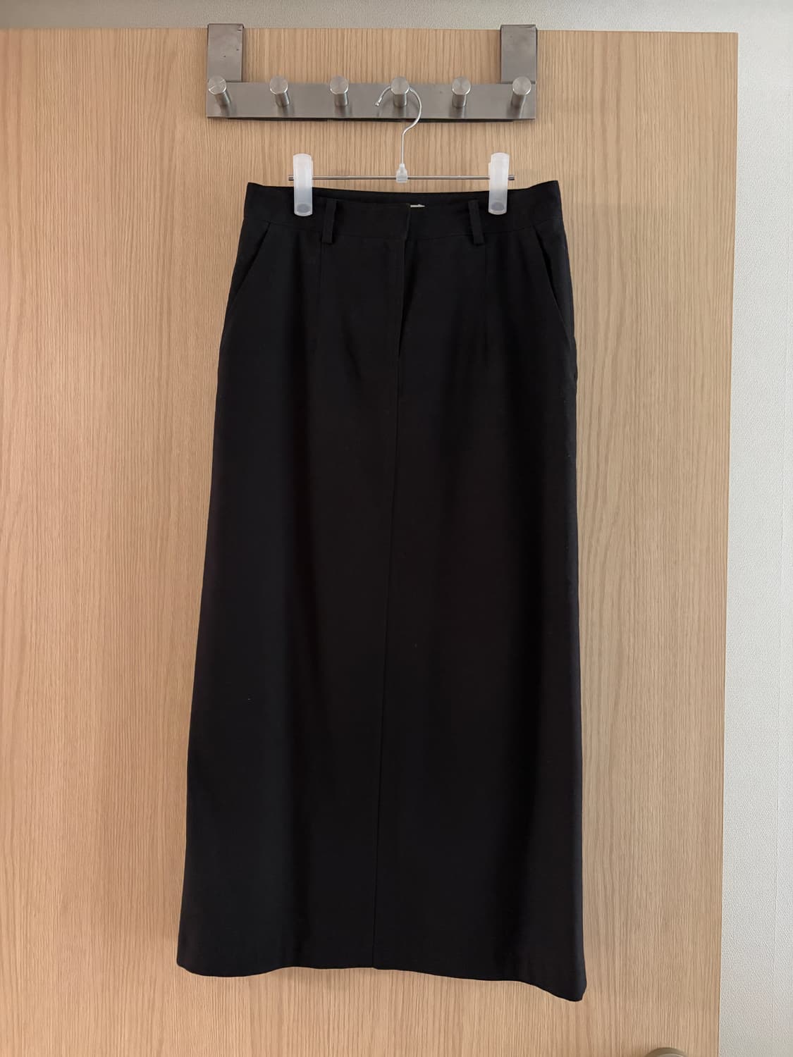 롱스커트 Maxi wool skirt in black 상품이미지1