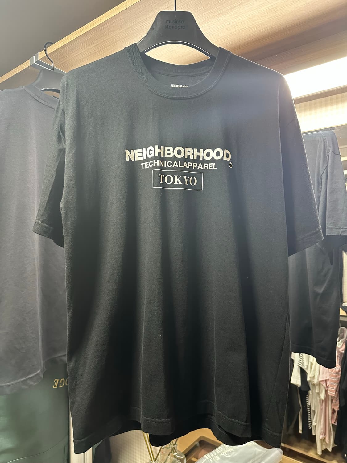 L 네이버후드 반팔티셔츠 블랙 상품이미지1