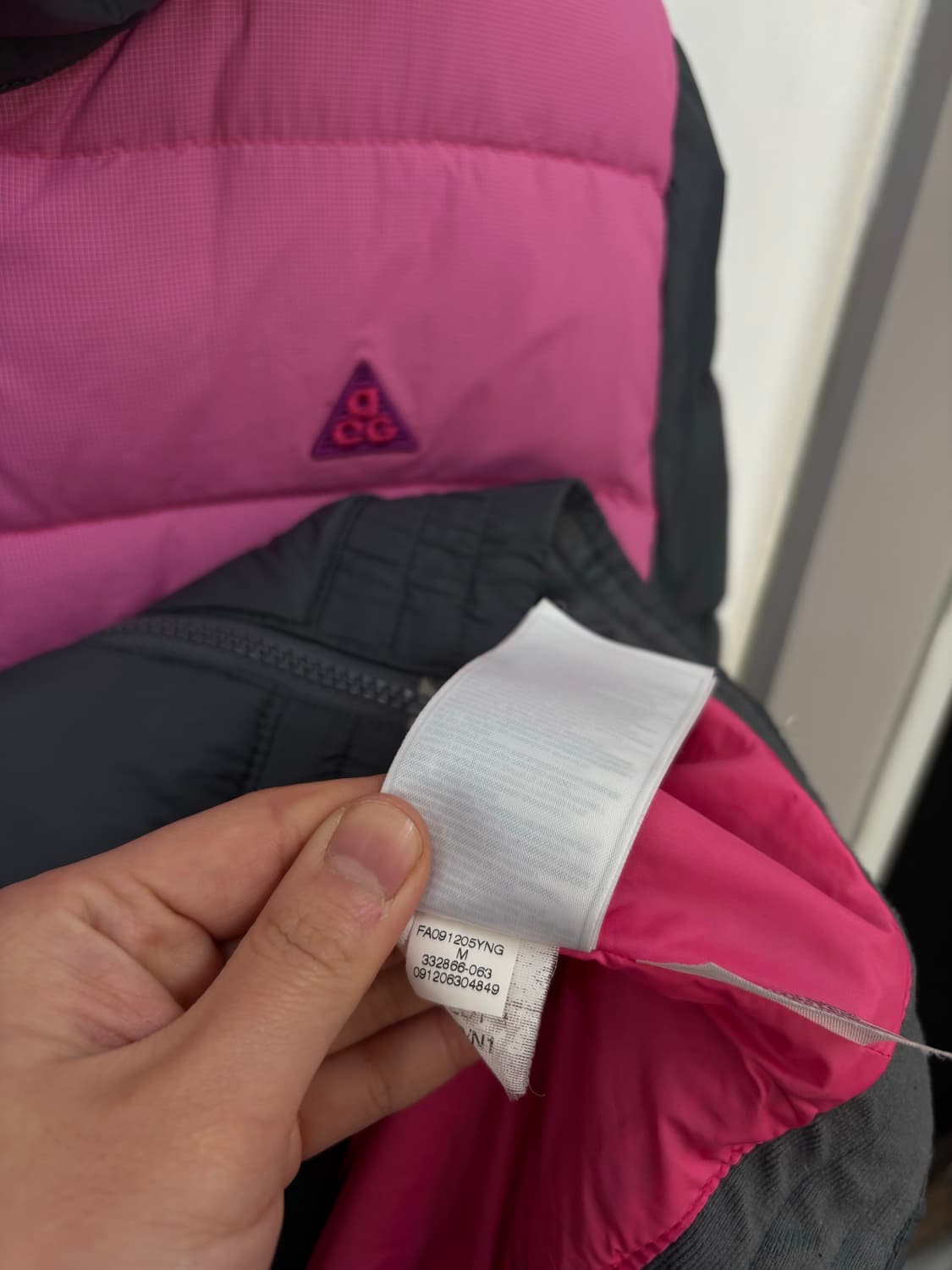 나이키 ACG 우먼 다운패딩 상품이미지6