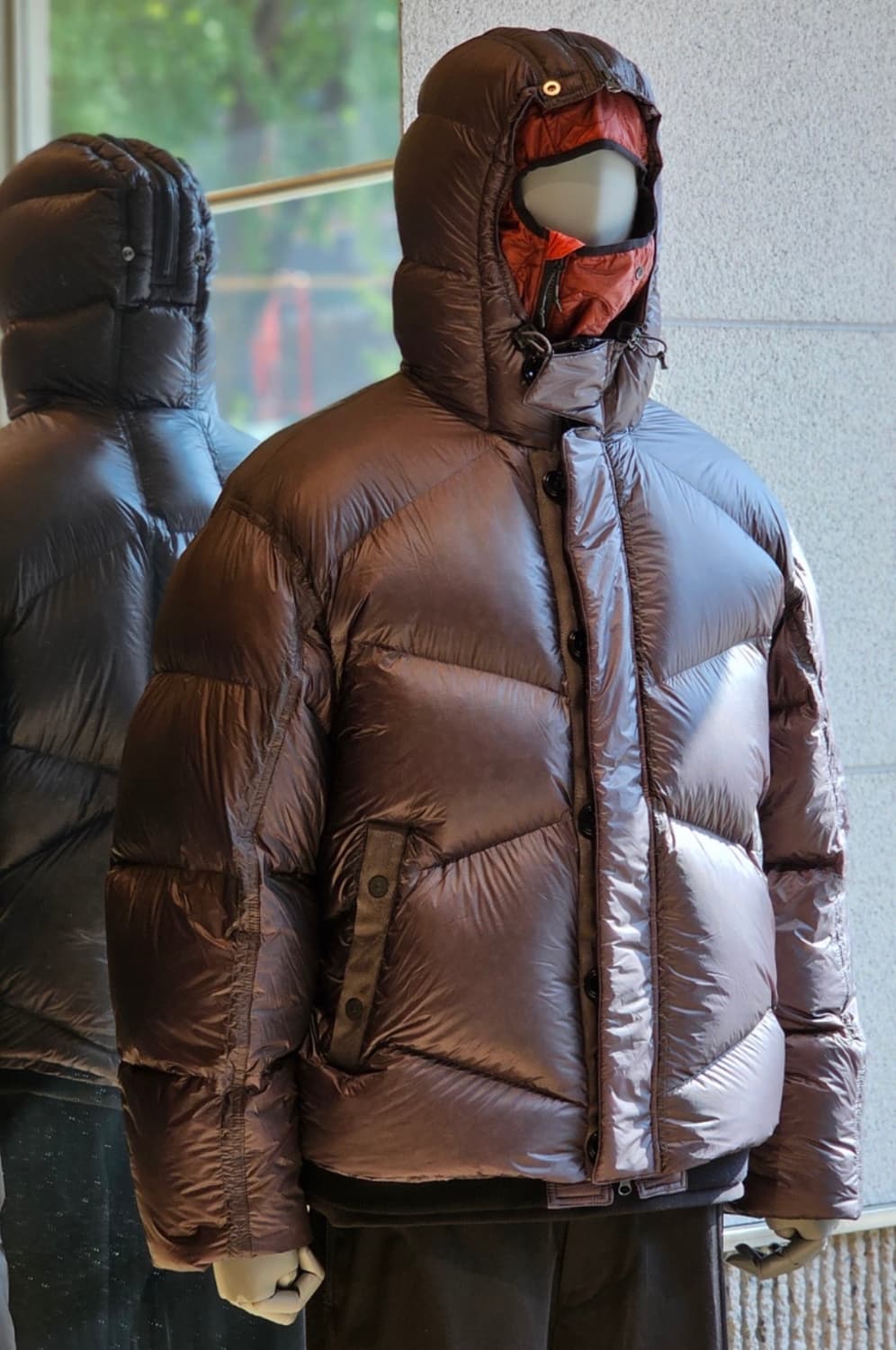 시리즈 언어팩티드 콜라보 패딩 새상품 105사이즈 판매 합니다 상품이미지1