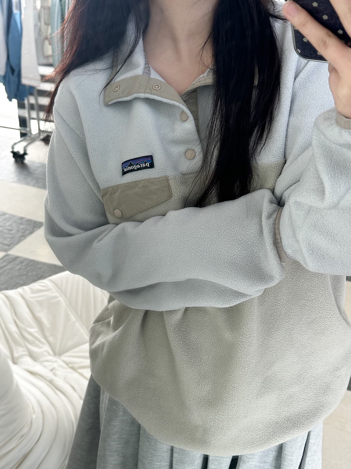 파타고니아 신칠라 그레이/베이지 스냅 플리스 상품이미지2