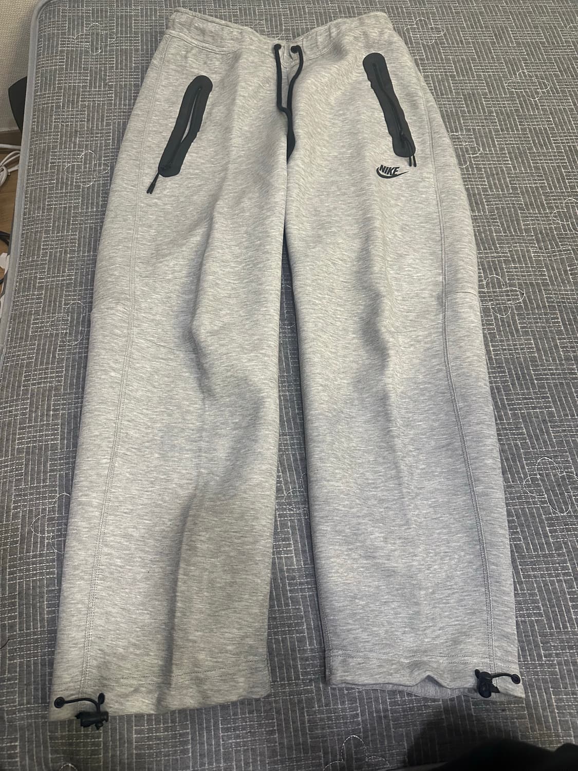 나이키  테크 플리스 그레이 스트링 조거팬츠 상품이미지1