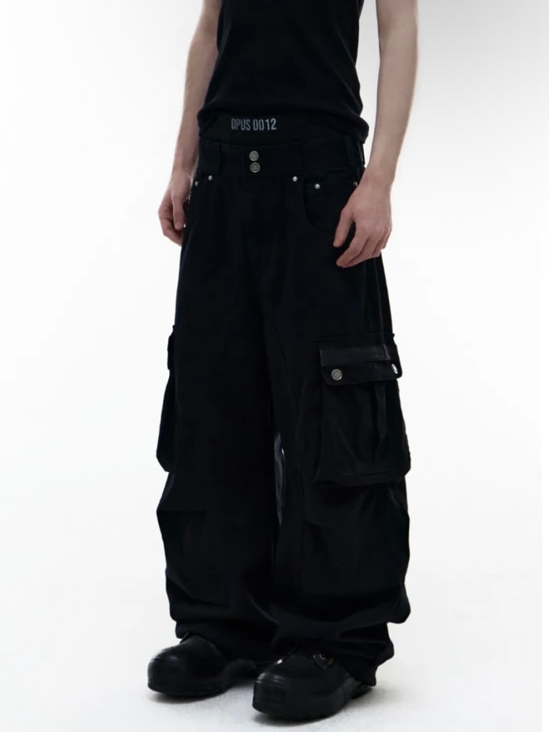 오퍼스 0012 Op. 08 BIND CURVED CARGO PANTS 상품이미지1
