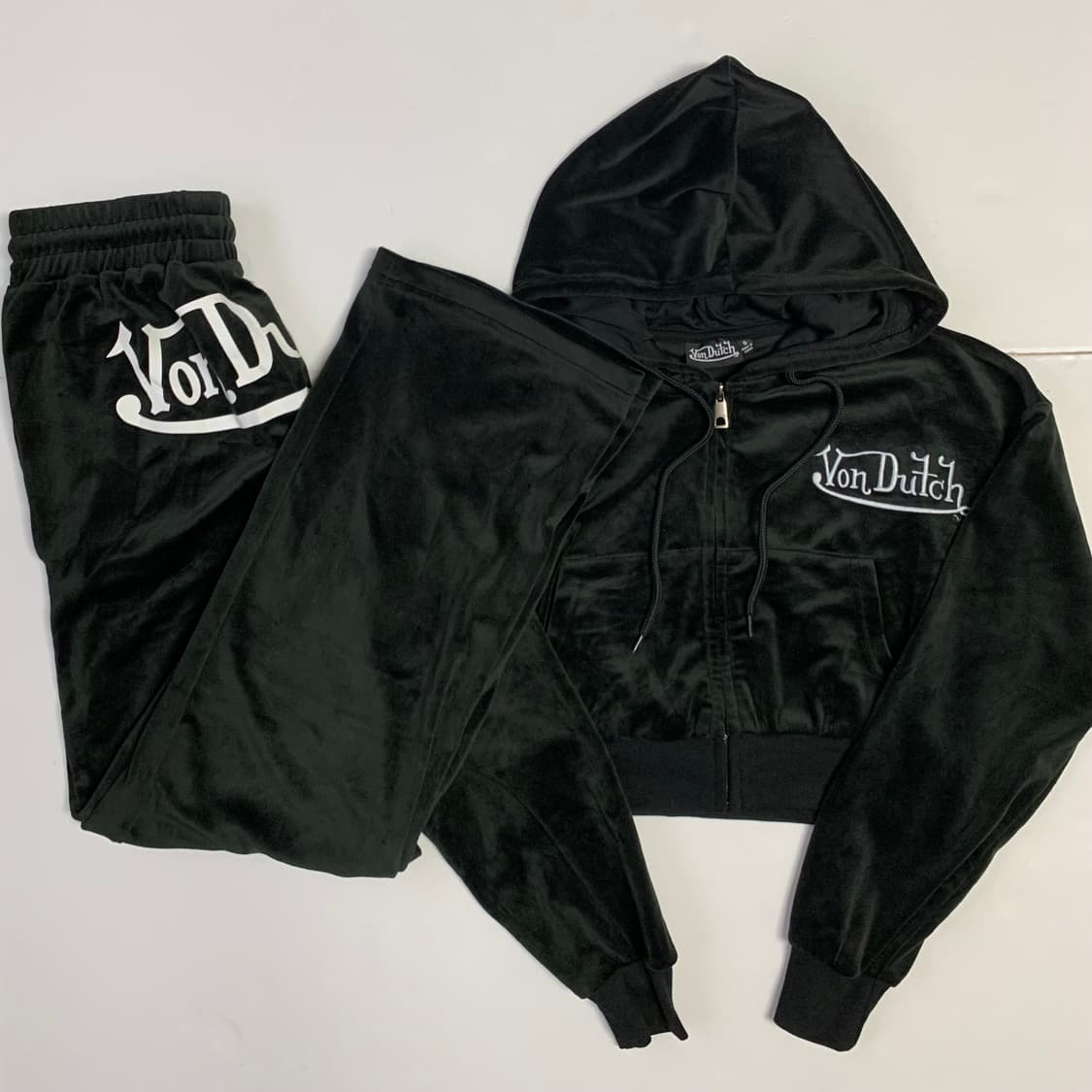 [새제품] 본더치 벨벳 벨루아 셋업 상품이미지1