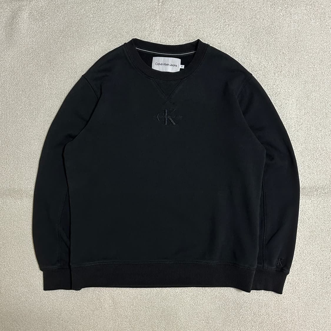 캘빈클라인 진 로고 크루넥 스웨트 셔츠 상품이미지2