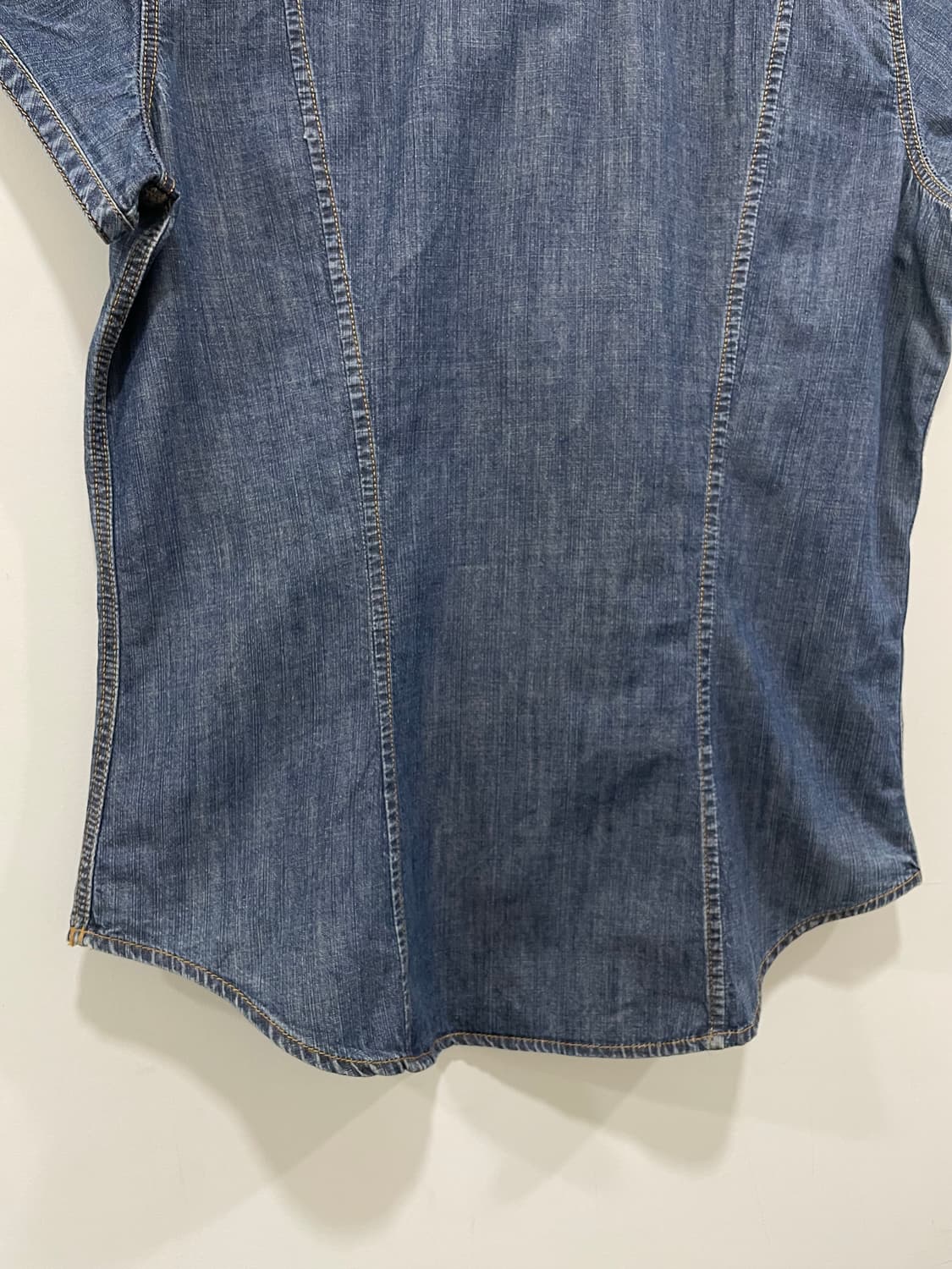 Levi’s 리바이스 슬림핏 웨스턴 데님 반팔셔츠 상품이미지9