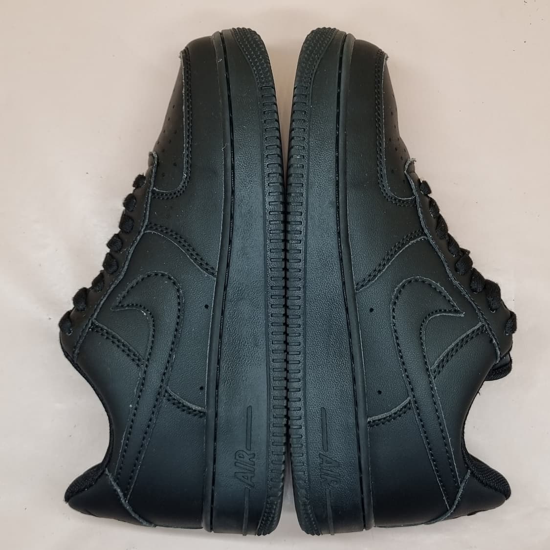 나이키 에어포스1 올블랙 로우 운동화245 상품이미지5