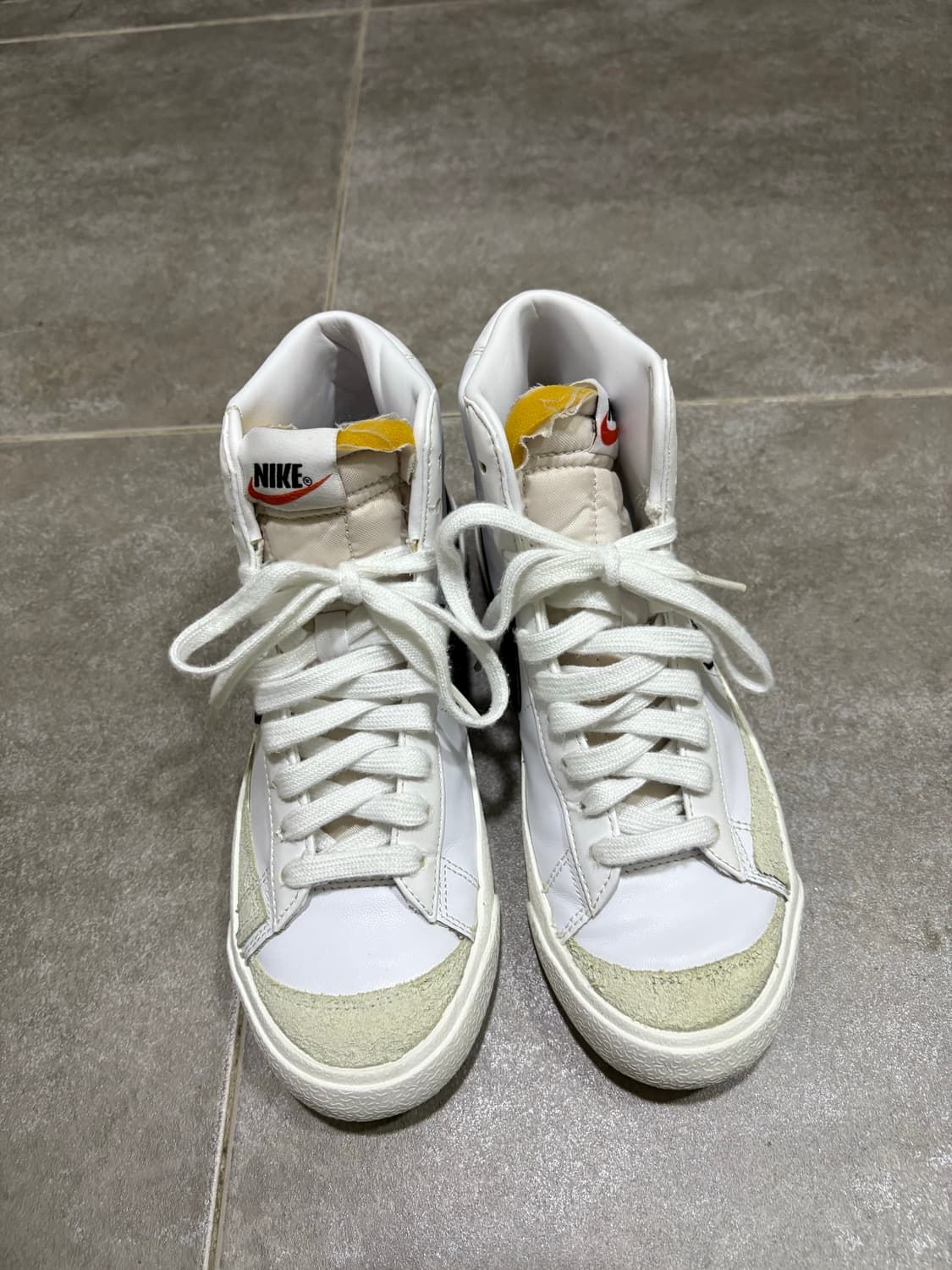 나이키 블레이저 미드 '77 빈티지 화이트 블랙 상품이미지2