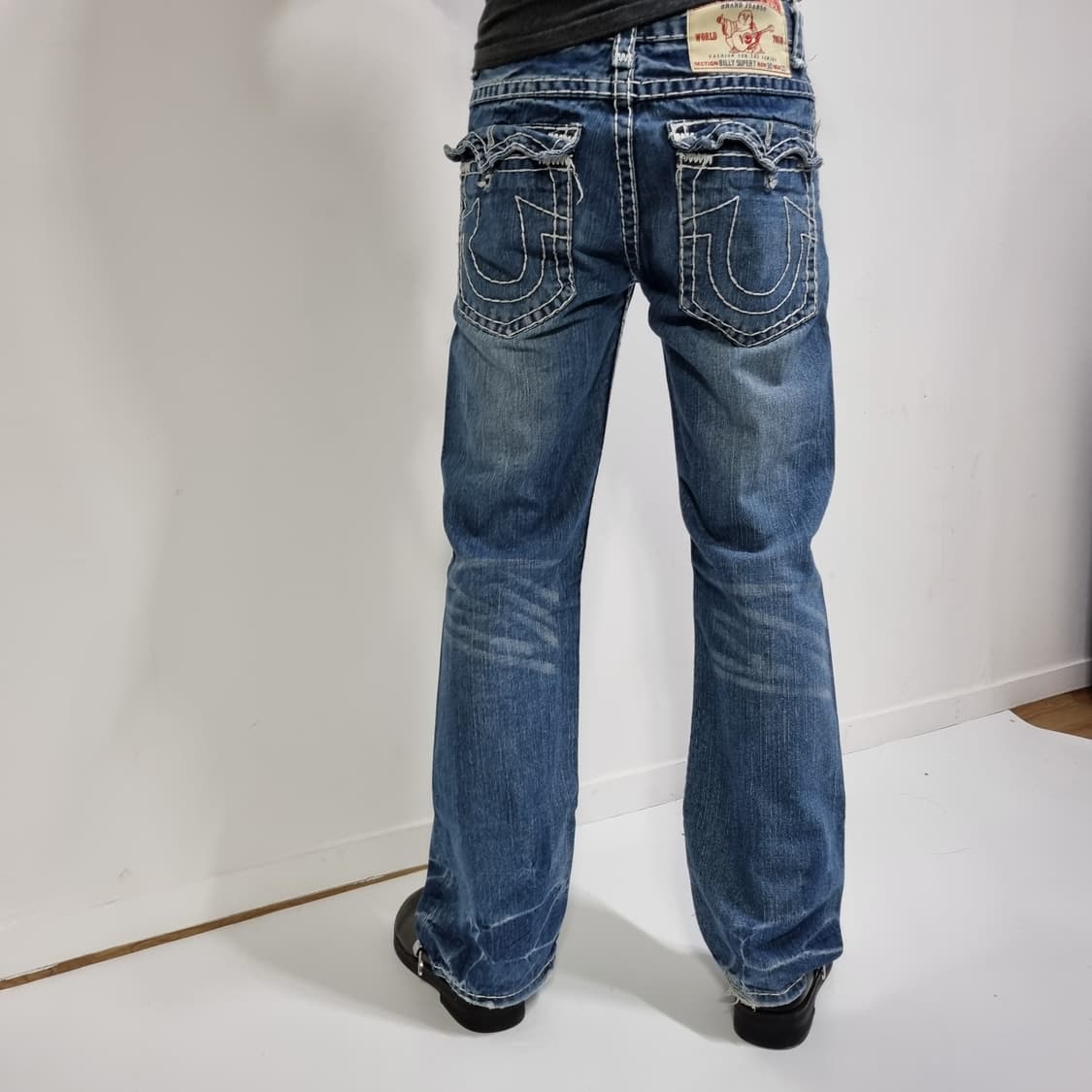 트루릴리전 부츠컷 워시드 팬츠  상품이미지2