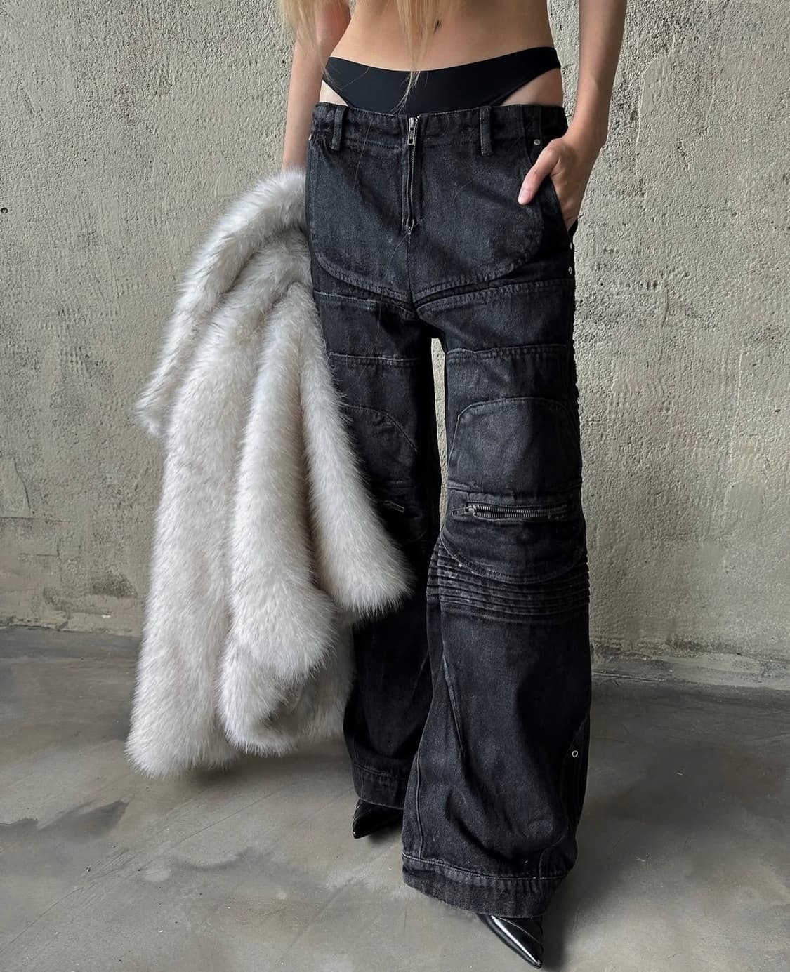 veindals wax luster biker pants 상품이미지3
