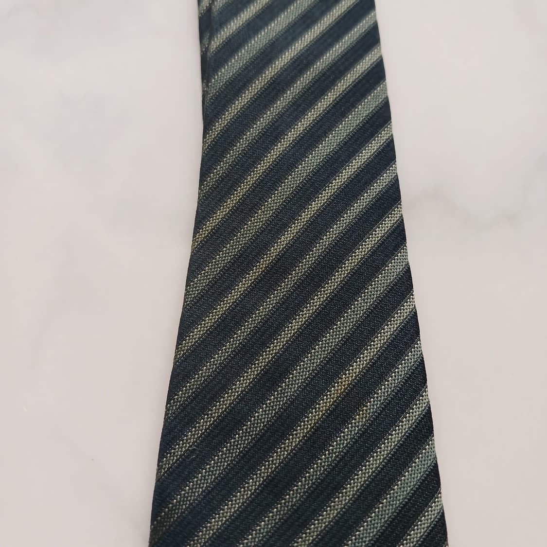 발렌티노 실크 네이비 스트라이프 넥타이 9.8cm B등급 A18608
 상품이미지8