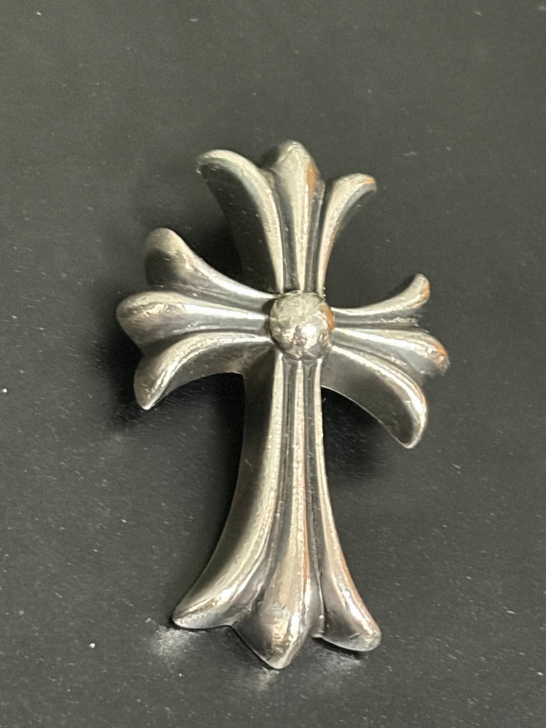 크롬하츠 스몰크로스 펜던트 상품이미지1