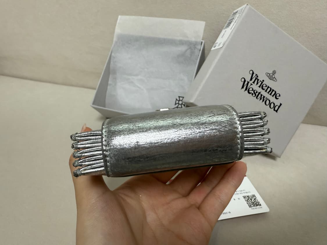 비비안웨스트우드 실버 지갑 상품이미지3