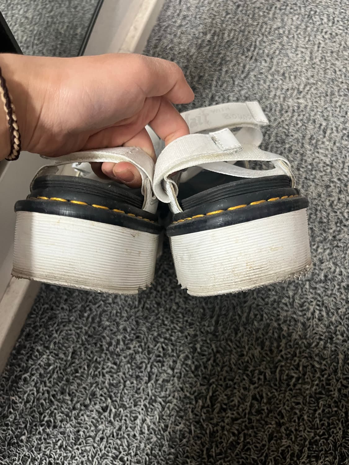 닥터마틴 킴버 샌들 230 uk4 팝니다  상품이미지5