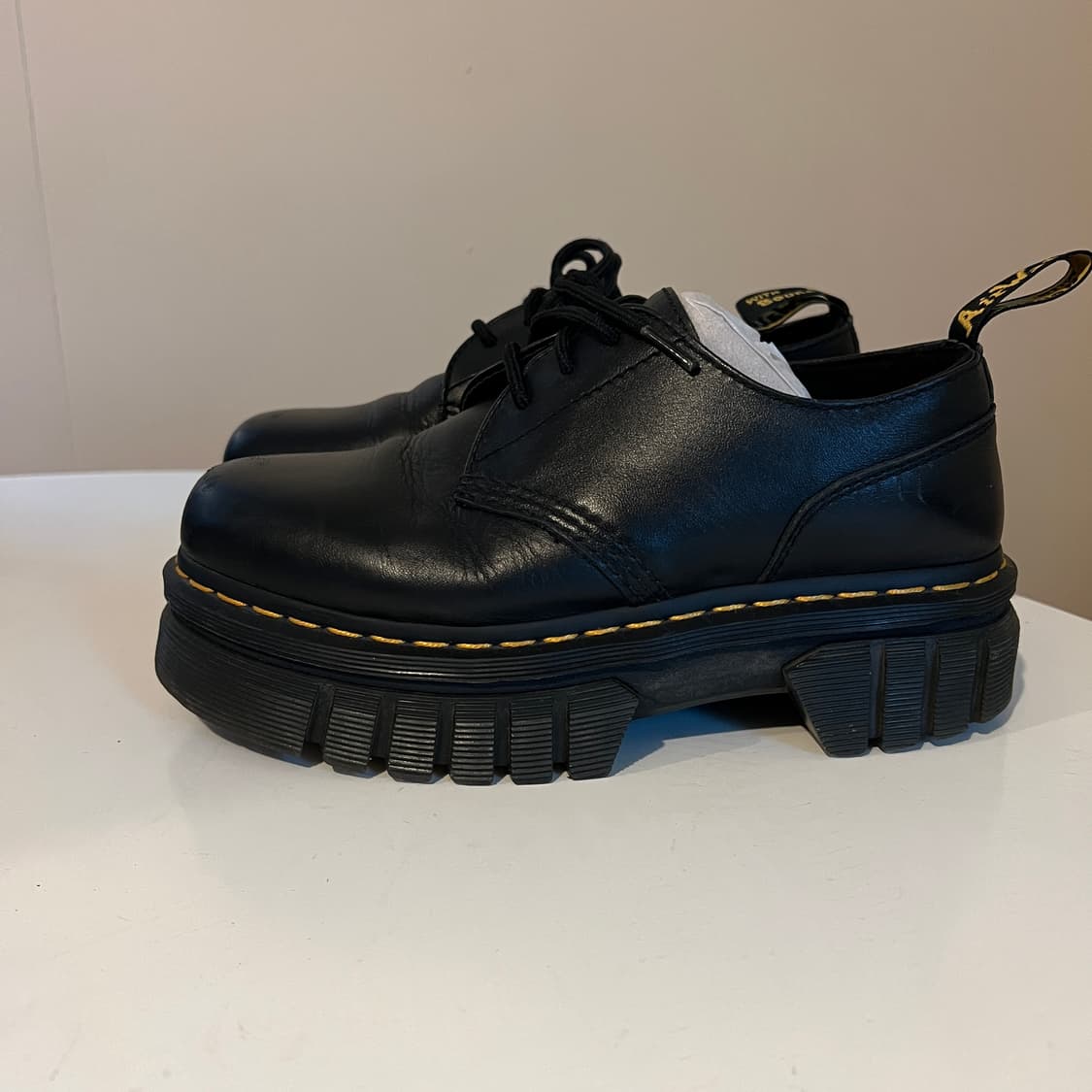 닥터마틴 오드릭 3-아이슈즈 블랙  상품이미지2