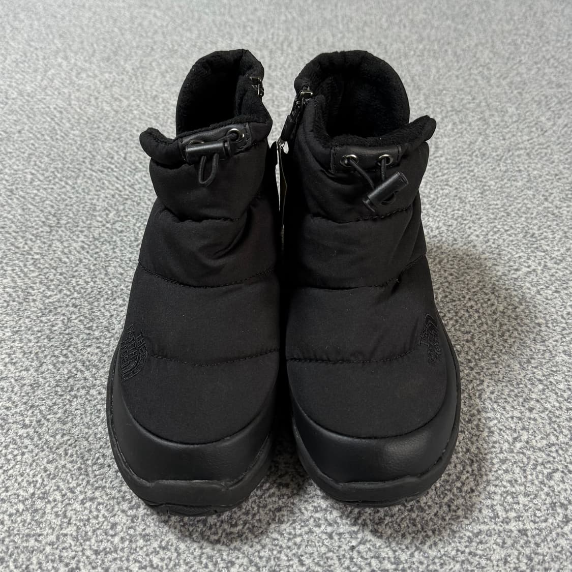 [새상품] 노스페이스 패딩 방한화 240 상품이미지3