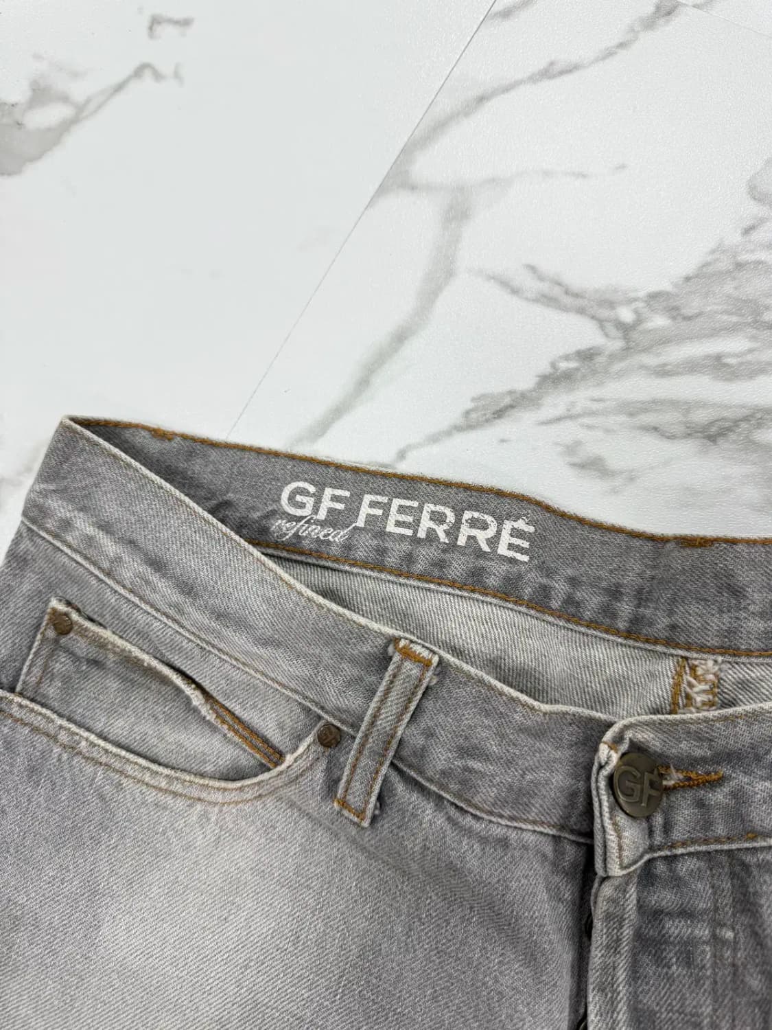 GianFranco FERRE 그레이 데님 팬츠 상품이미지5