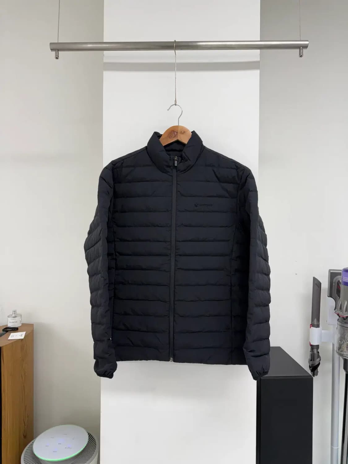 스노우피크 블랙 경량패딩 상품이미지1