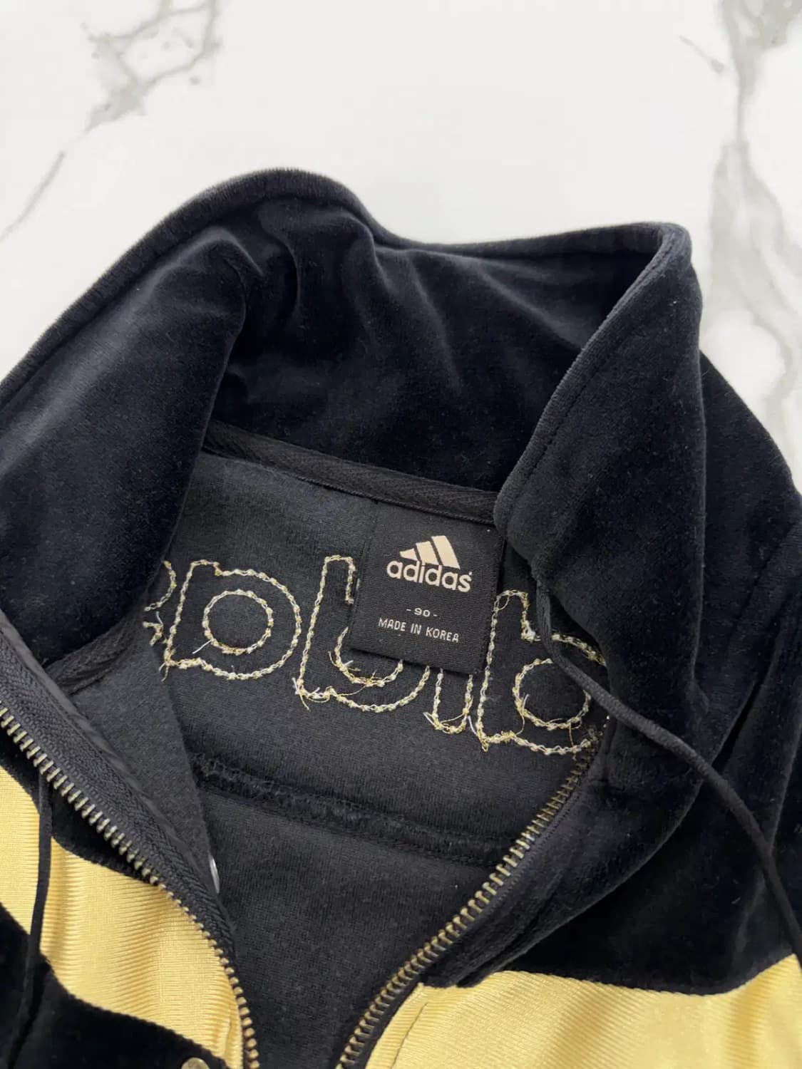 아디다스 벨루어 블랙 트랙탑 상품이미지4