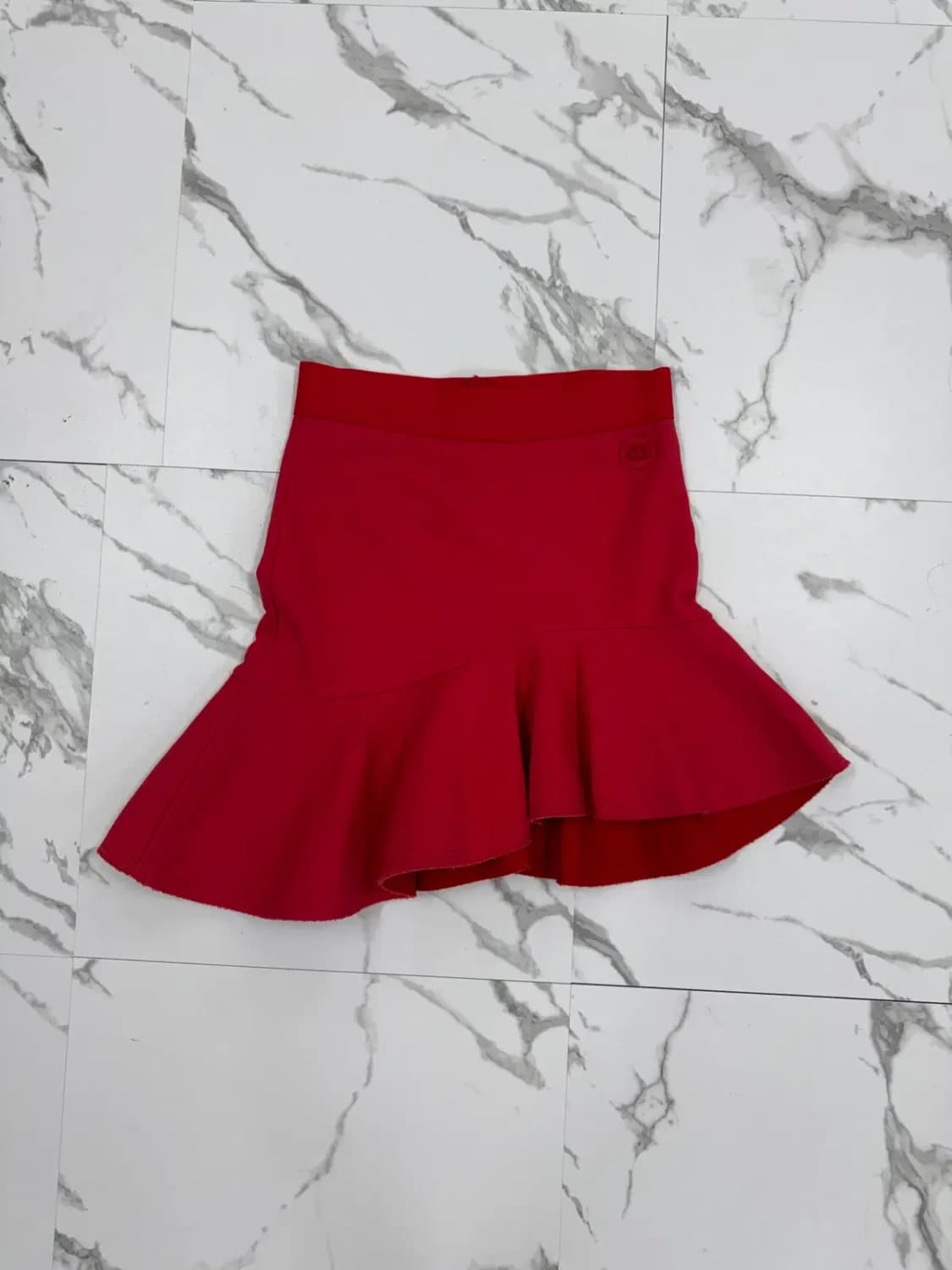 럭키슈에뜨 레드 스커트 상품이미지1
