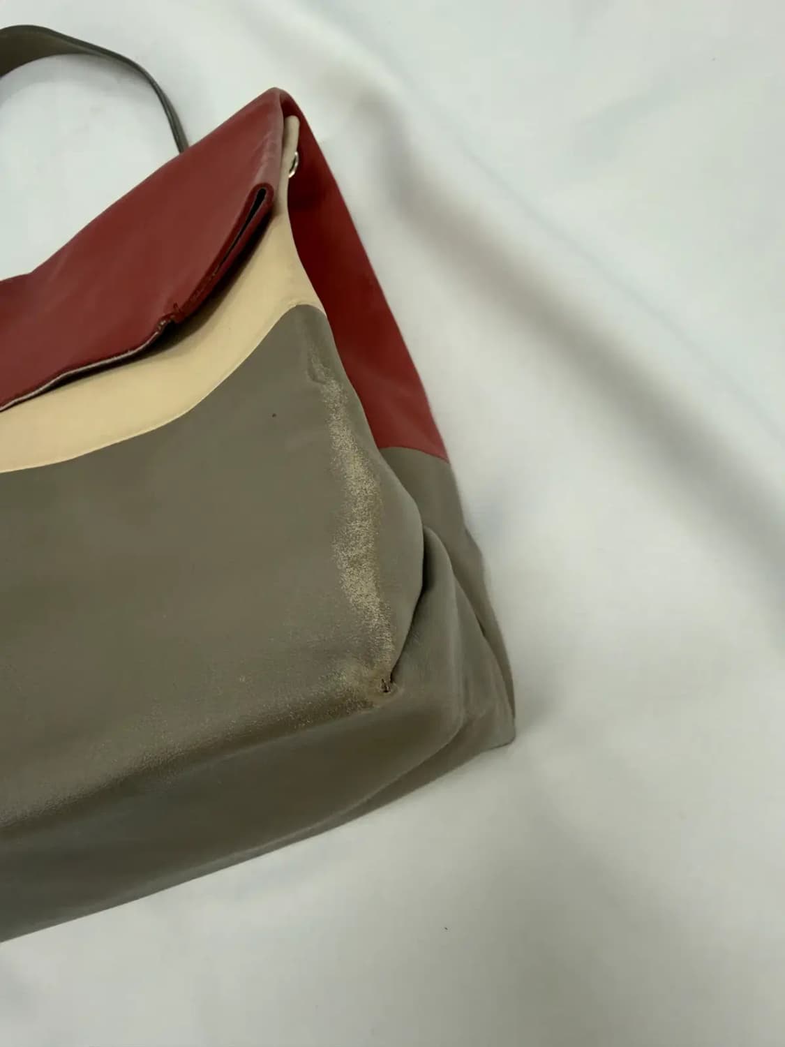 셀린느 트리오컬러 소프트레더 토트백 상품이미지6