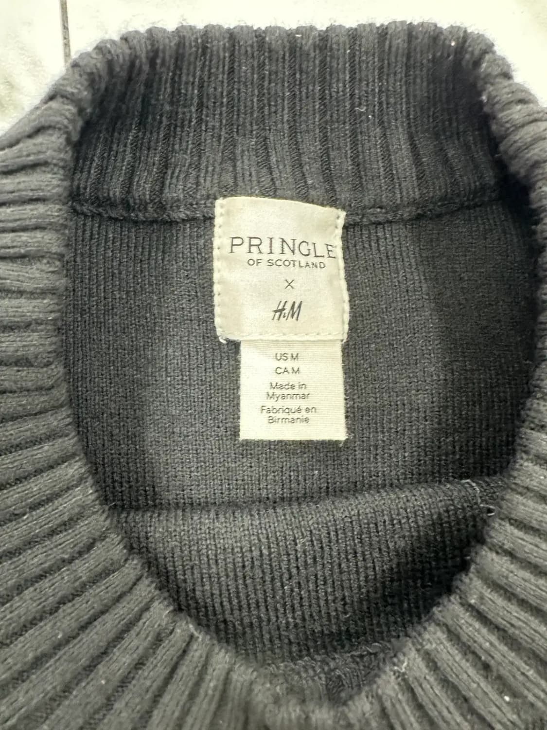 프링글 오브 스코틀랜드 X H&M 로고 자수 니트 상품이미지3