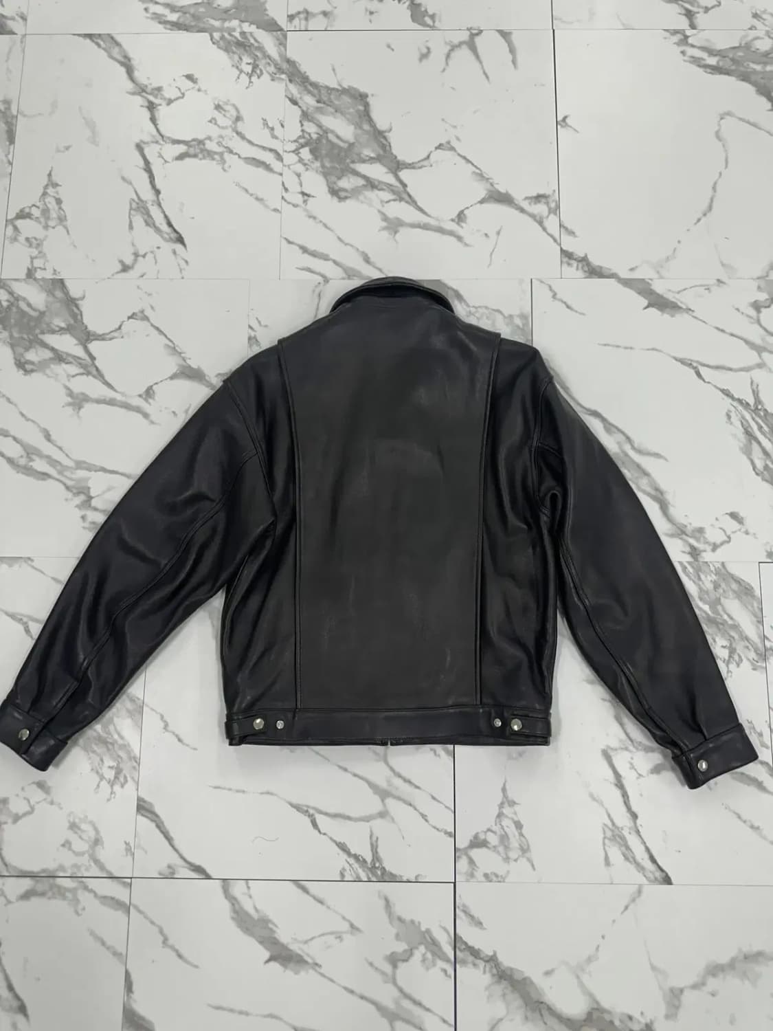 비바스튜디오 가죽자켓 상품이미지2