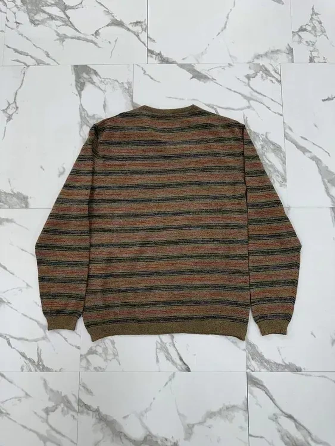 에르메네질도 제냐 스트라이프 브이넥 니트 상품이미지2