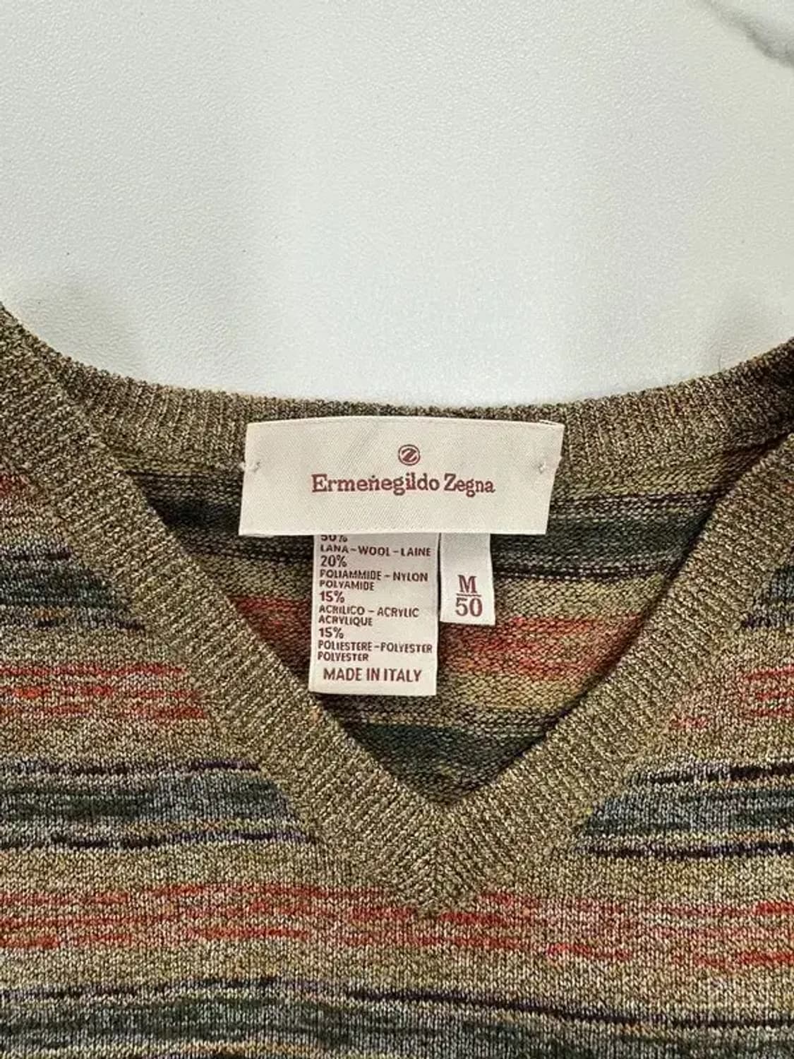 에르메네질도 제냐 스트라이프 브이넥 니트 상품이미지3