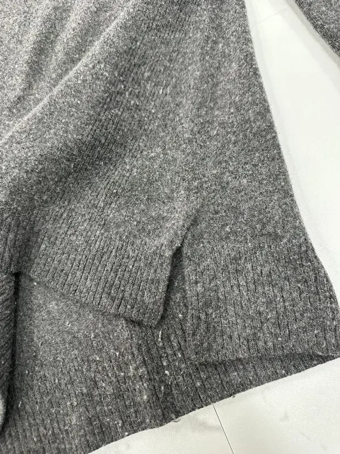 일꼬르소 울 캐시미어 그레이 니트 상품이미지3