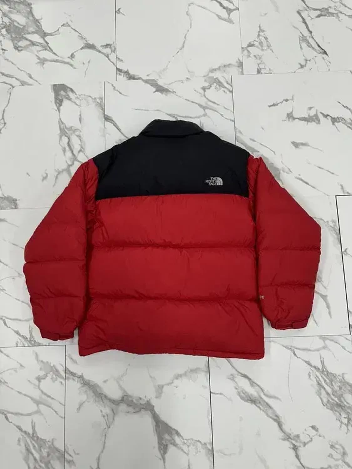 노스페이스 700 눕시 검빨 패딩 상품이미지2