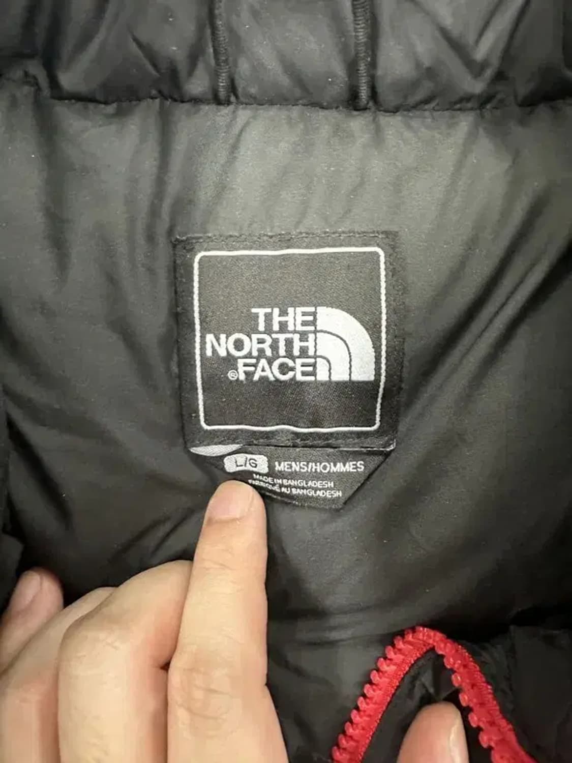 노스페이스 700 눕시 검빨 패딩 상품이미지3