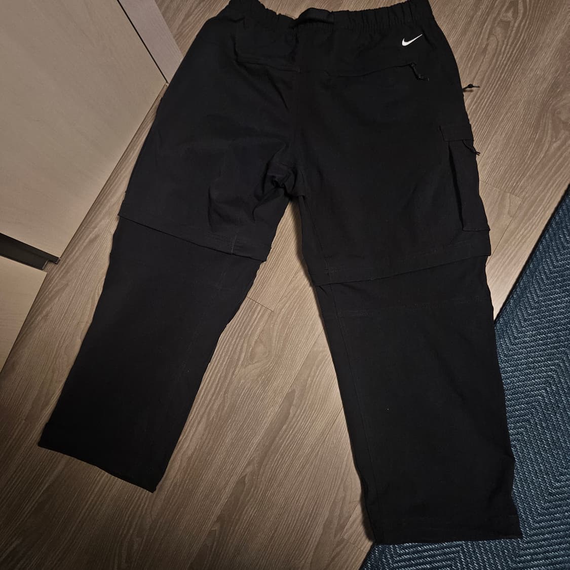 (XL)나이키 ACG 스미스 서밋 카고 팬츠 블랙 앤트러사이트 팝니다.  상품이미지3