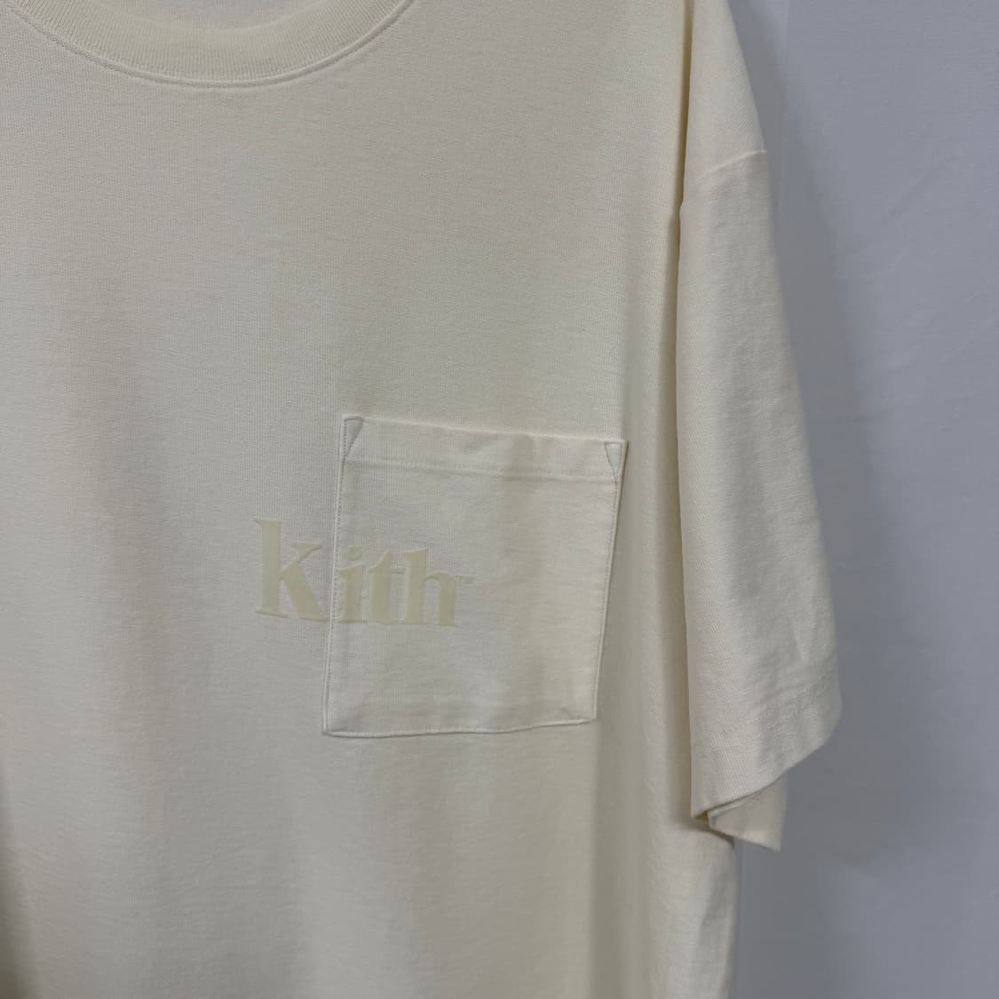 24FW KITH(키스) 오버핏 빅포켓 반팔 티셔츠 상품이미지3