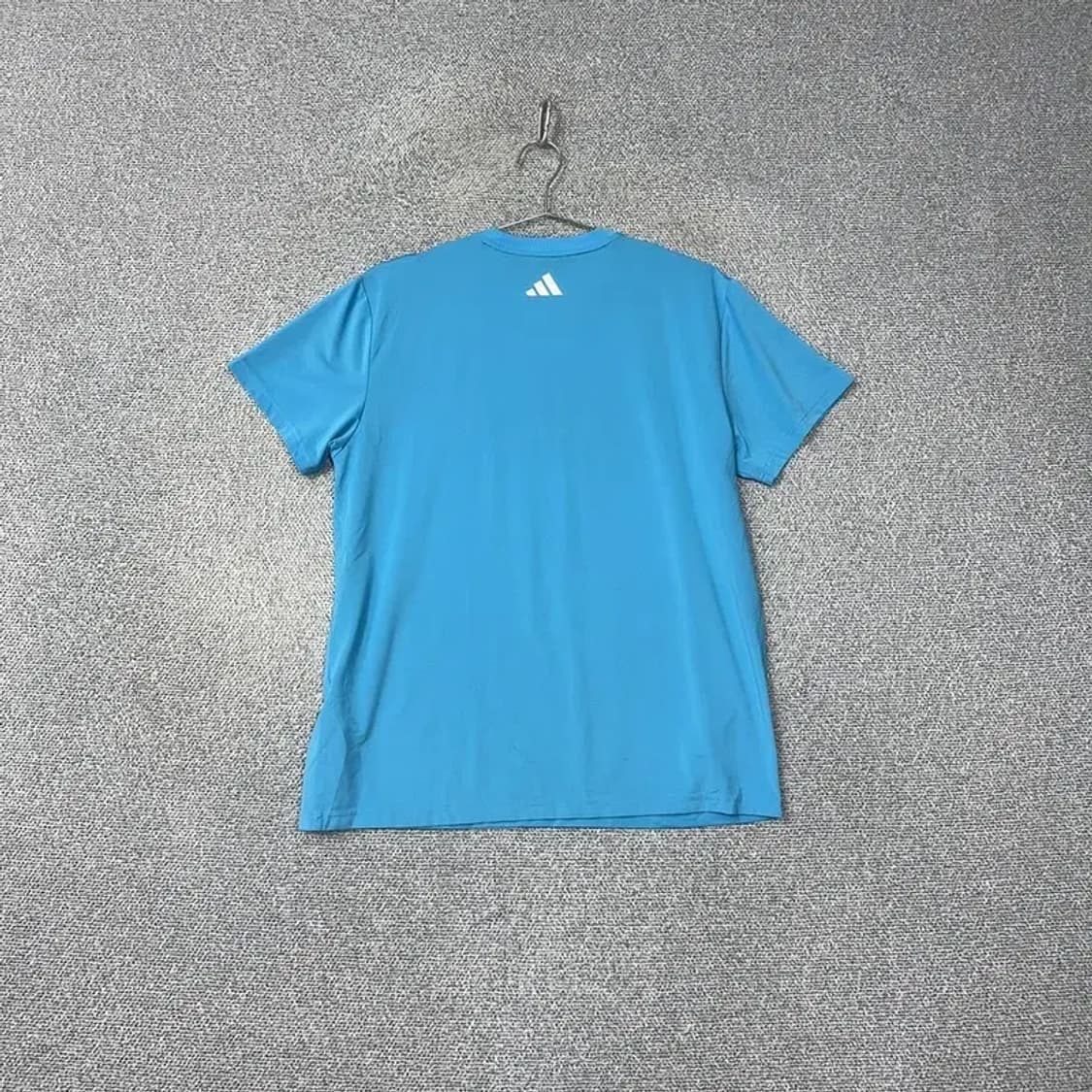 아디다스 로고 하늘 반팔티 90 상품이미지2
