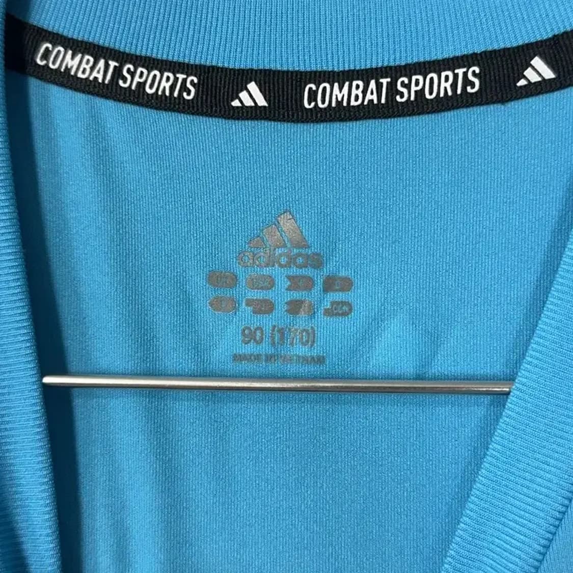 아디다스 로고 하늘 반팔티 90 상품이미지3