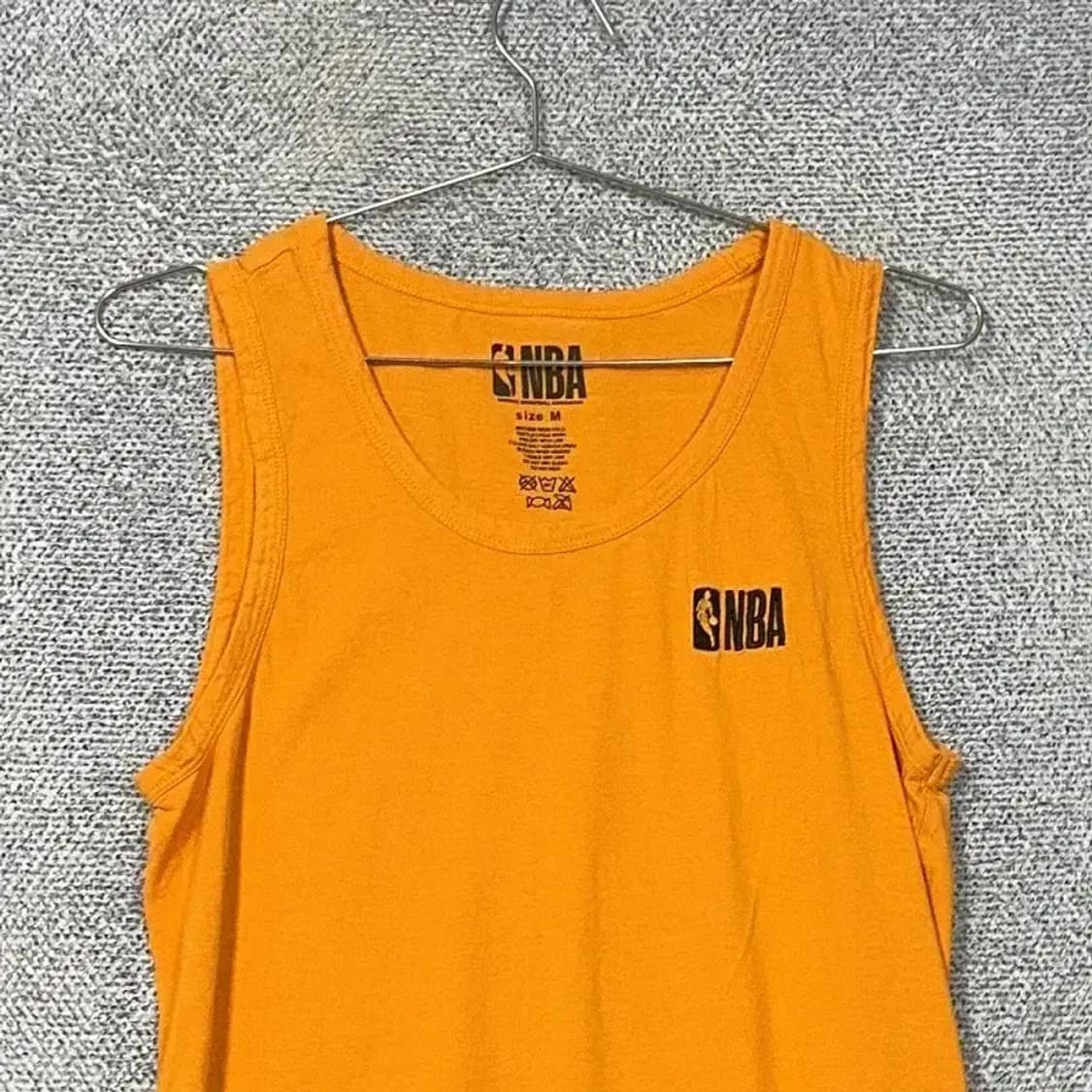 NBA 로고 오렌지 민소매 나시 M 상품이미지3