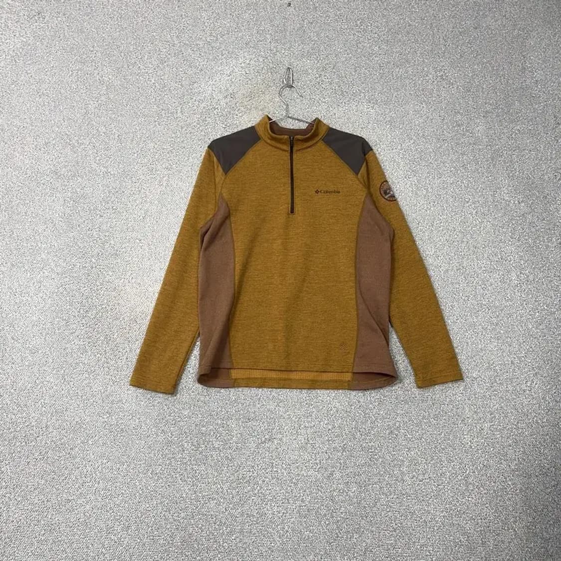 콜롬비아 브라운 기능성 반집업 긴팔티 L 상품이미지1