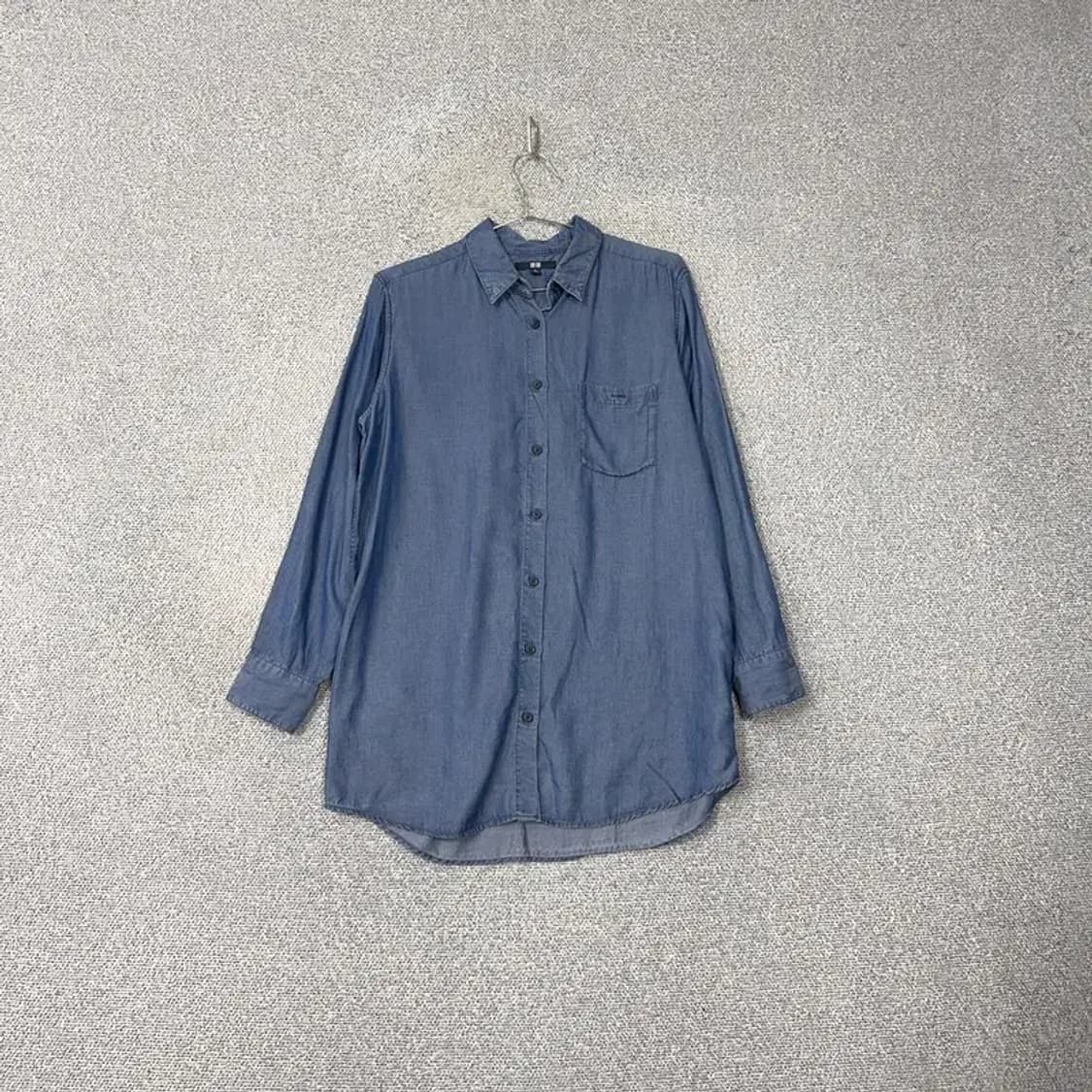 유니클로 데님컬러 라이오셀 롱 셔츠 M 상품이미지1