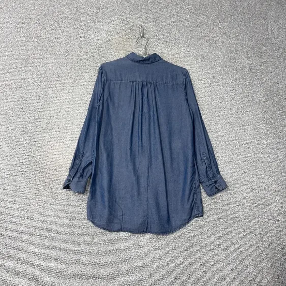 유니클로 데님컬러 라이오셀 롱 셔츠 M 상품이미지2