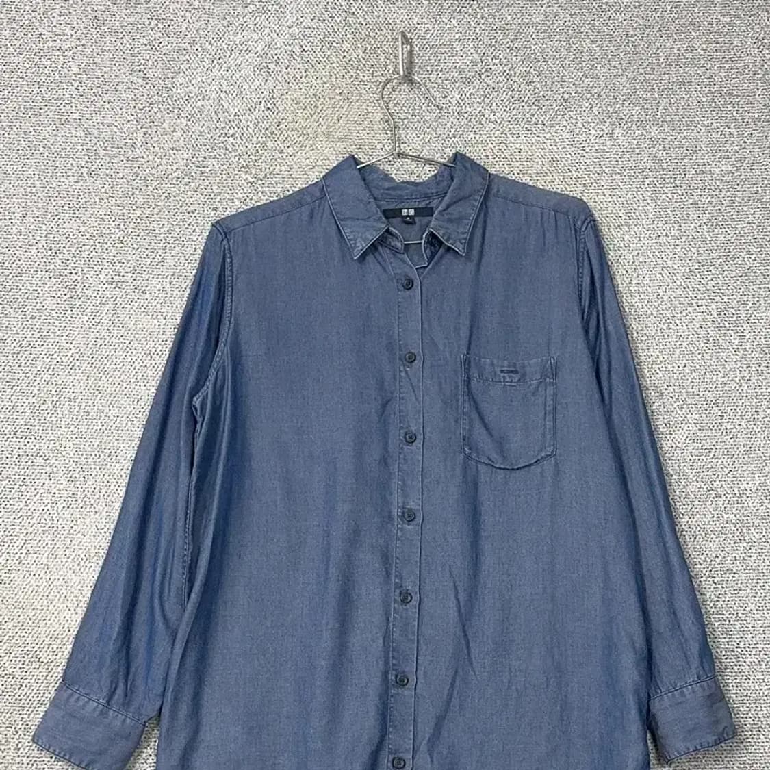 유니클로 데님컬러 라이오셀 롱 셔츠 M 상품이미지3