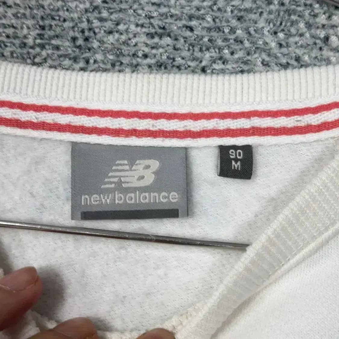 뉴발란스 보스턴 로고 크림 맨투맨 M 상품이미지3