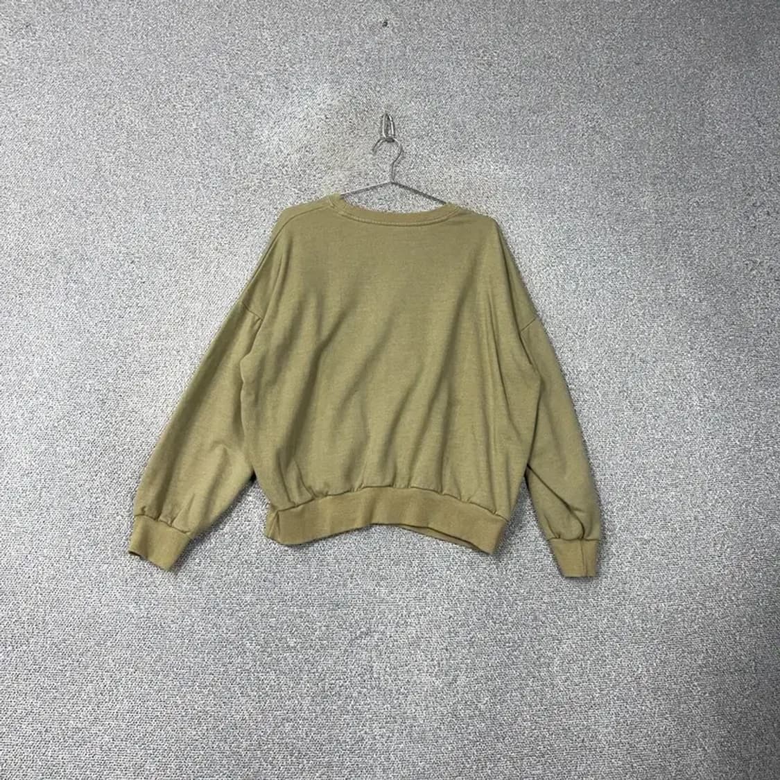 안다르 카키 스웻셔츠 맨투맨 4 상품이미지2