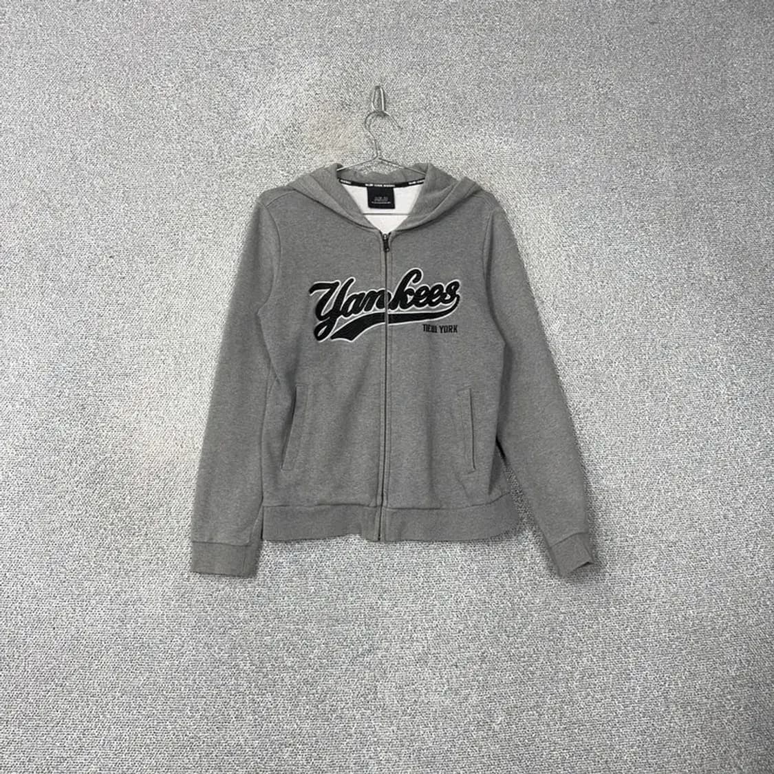 MLB 뉴욕양키즈 로고 그레이 후드집업 90 상품이미지1