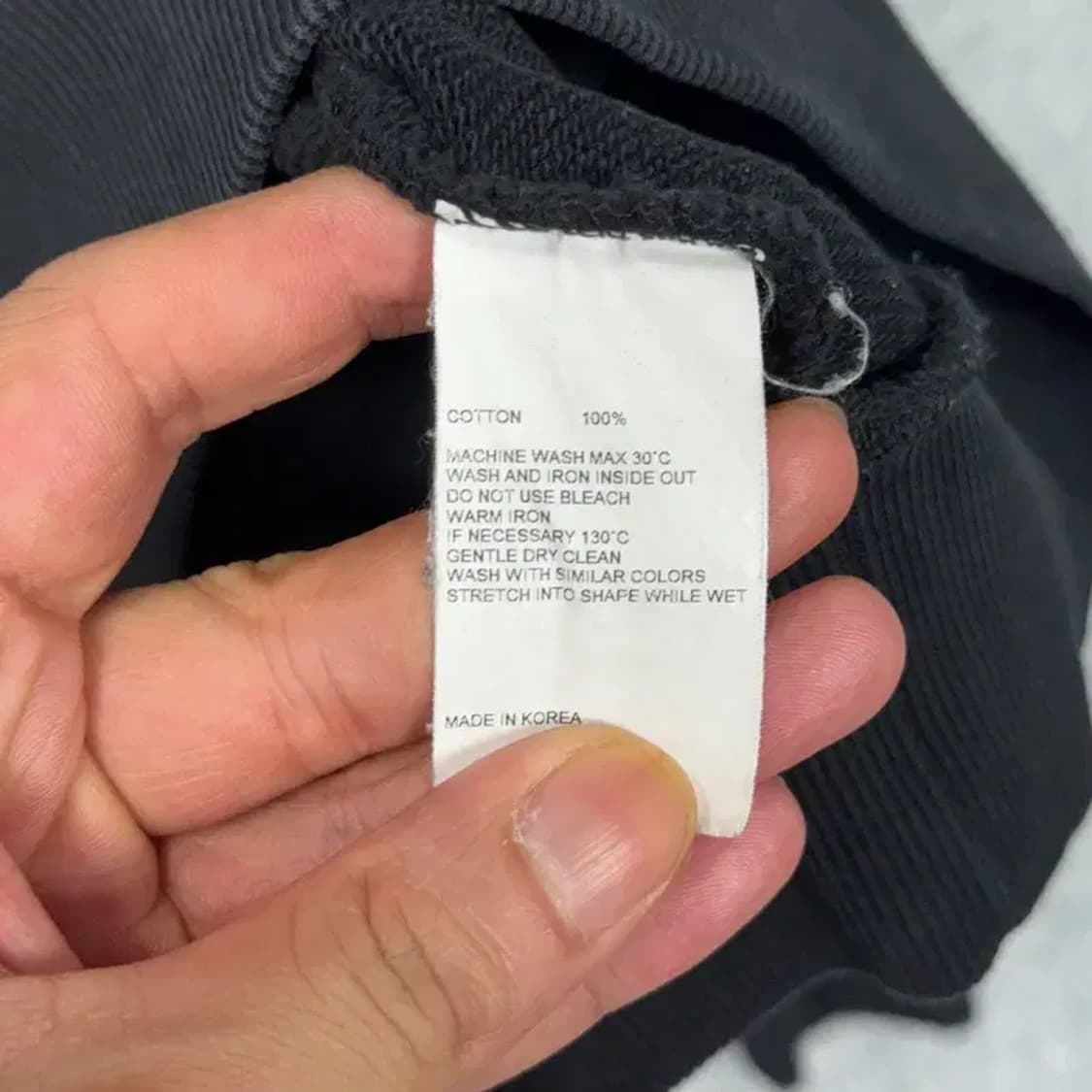 비바스튜디오 블랙 로고 맨투맨 S 상품이미지5