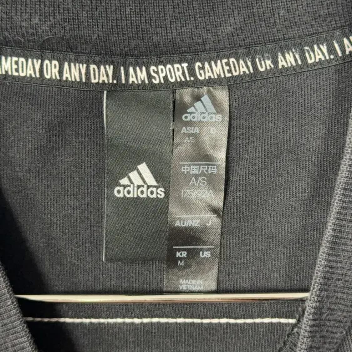 아디다스 센터로고 블랙 맨투맨 S 상품이미지3