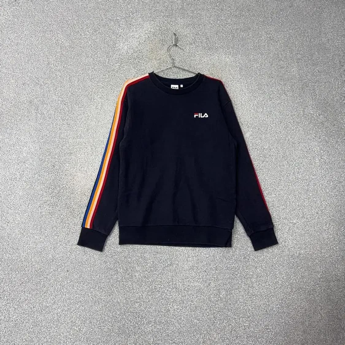 휠라 로고 사이드라인 맨투맨 M 상품이미지1