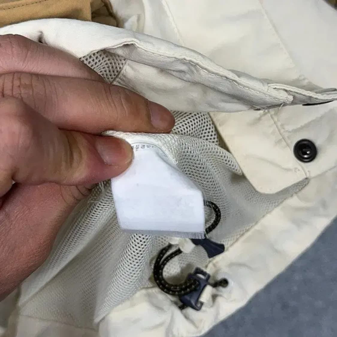 디스커버리 캐주얼 쿼드포켓 바람막이 자켓 100 상품이미지3