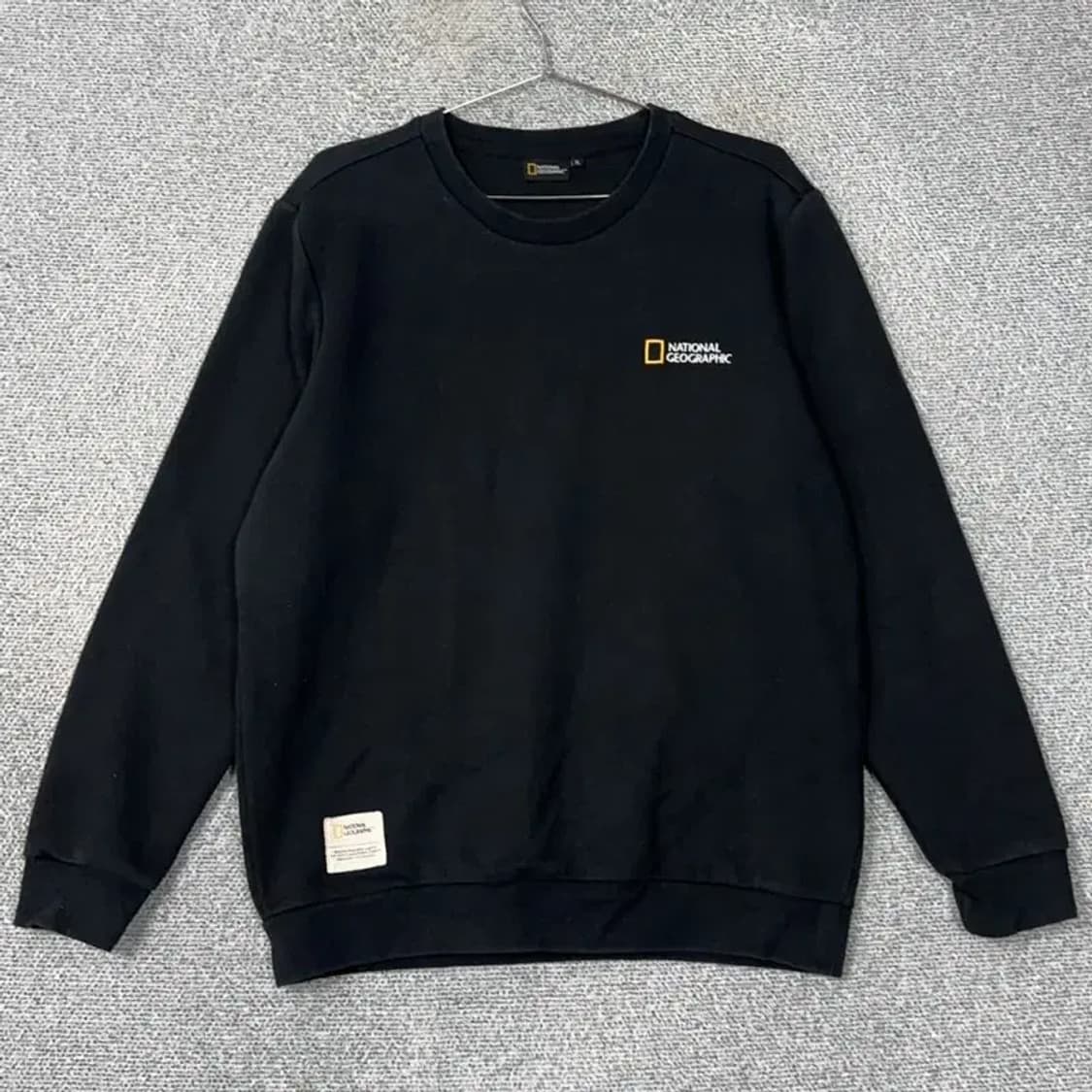 내셔널지오그래픽 블랙 로고 맨투맨 XL 상품이미지1