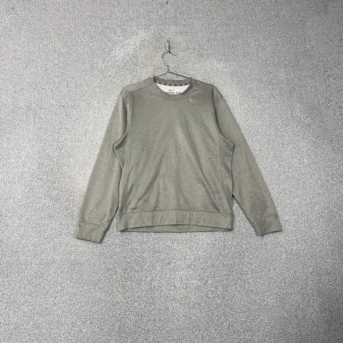 나이키 그레이 써마핏 기능성 맨투맨 M 상품이미지1